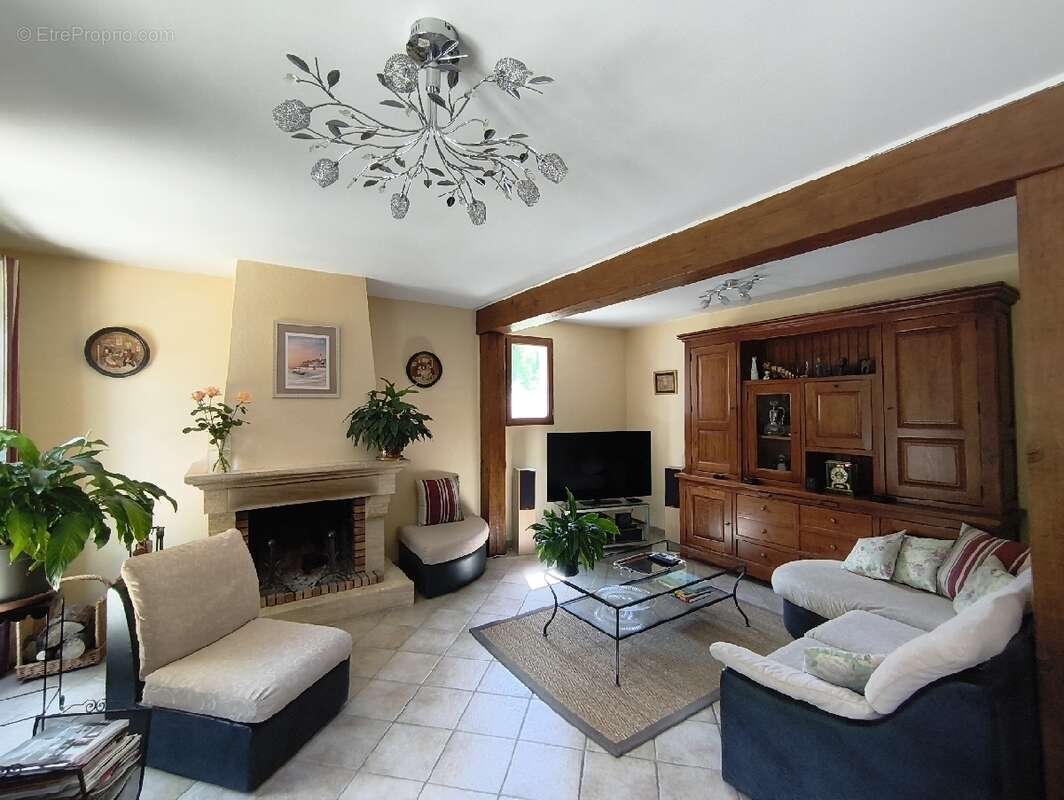 Maison à VALMONDOIS