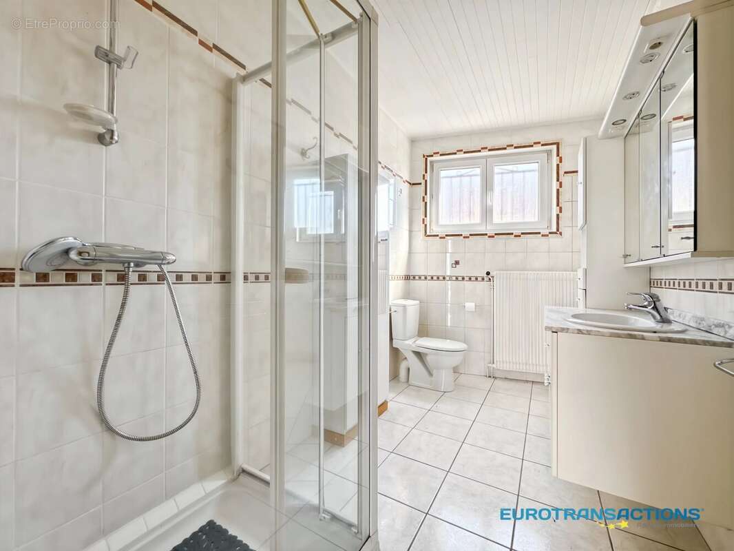 MERTZWILLER, Appartement F3/F4 de 92,52 m² avec entrée individuelle, terrasse et grand garage - photo 8