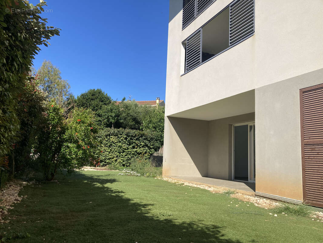 Appartement à HYERES