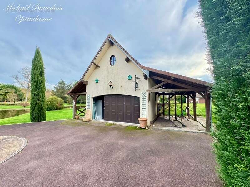 Maison à LA FLECHE