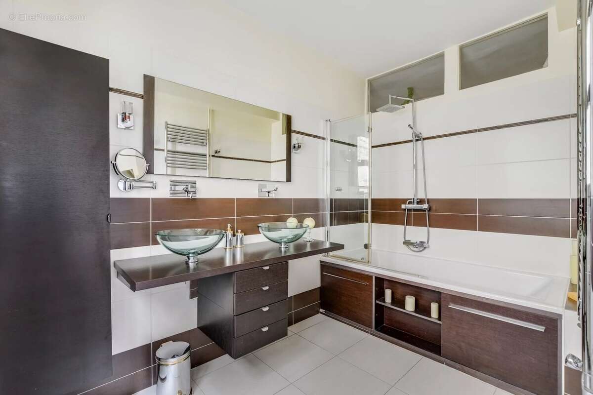 Superbe appartement de 102m2, ARCHIVES RAMBUTEAU - photo 7