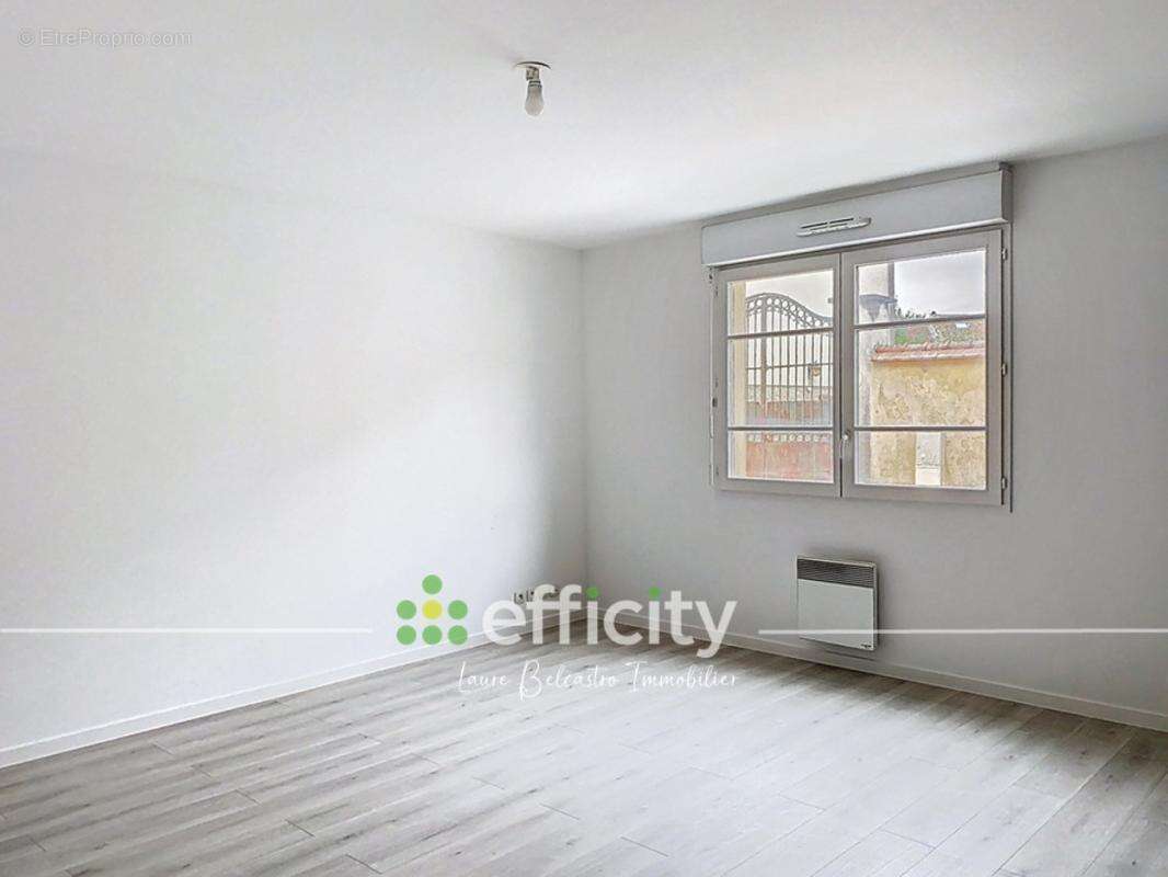 Appartement à BRIE-COMTE-ROBERT