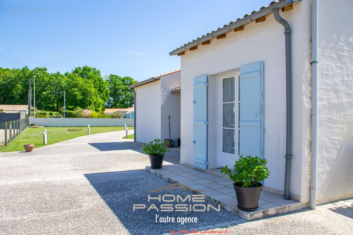 Maison à ETAULES