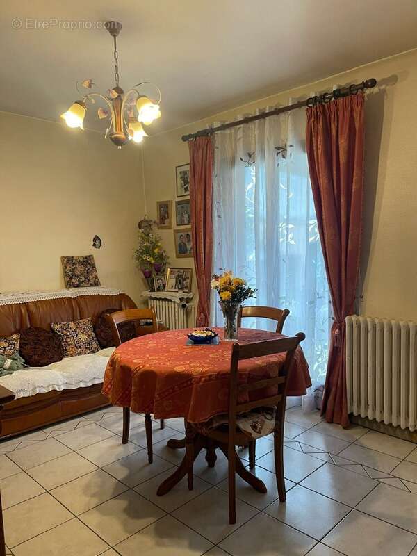 Maison à LE BLANC-MESNIL