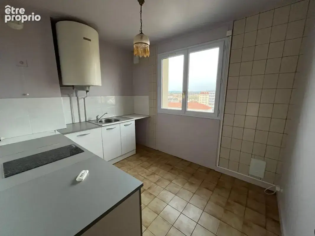 Appartement Bourg En Bresse 5 pièce(s) 79.14 m2 - photo 4
