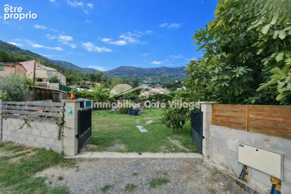 Photo Terrain à Contes au prix de 180 000€