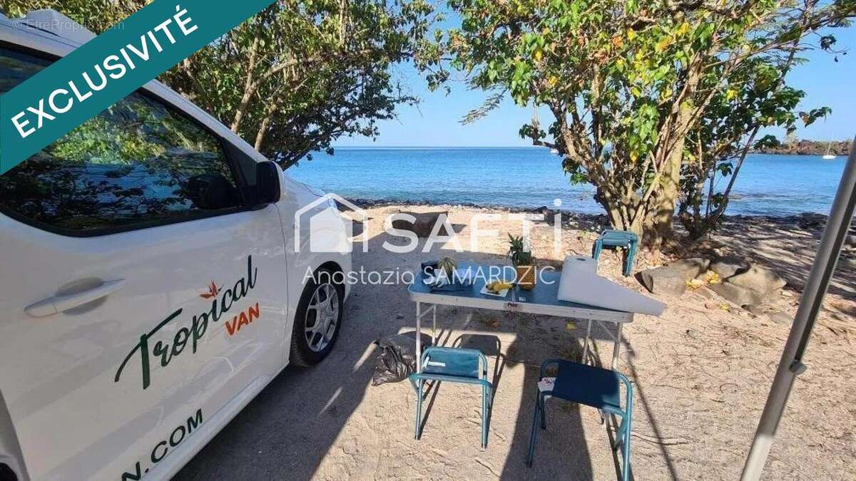 Photo 2 - Commerce à PORT-LOUIS