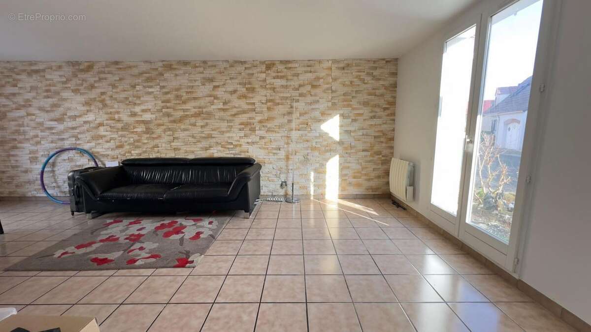 Maison à NEUILLY-PLAISANCE