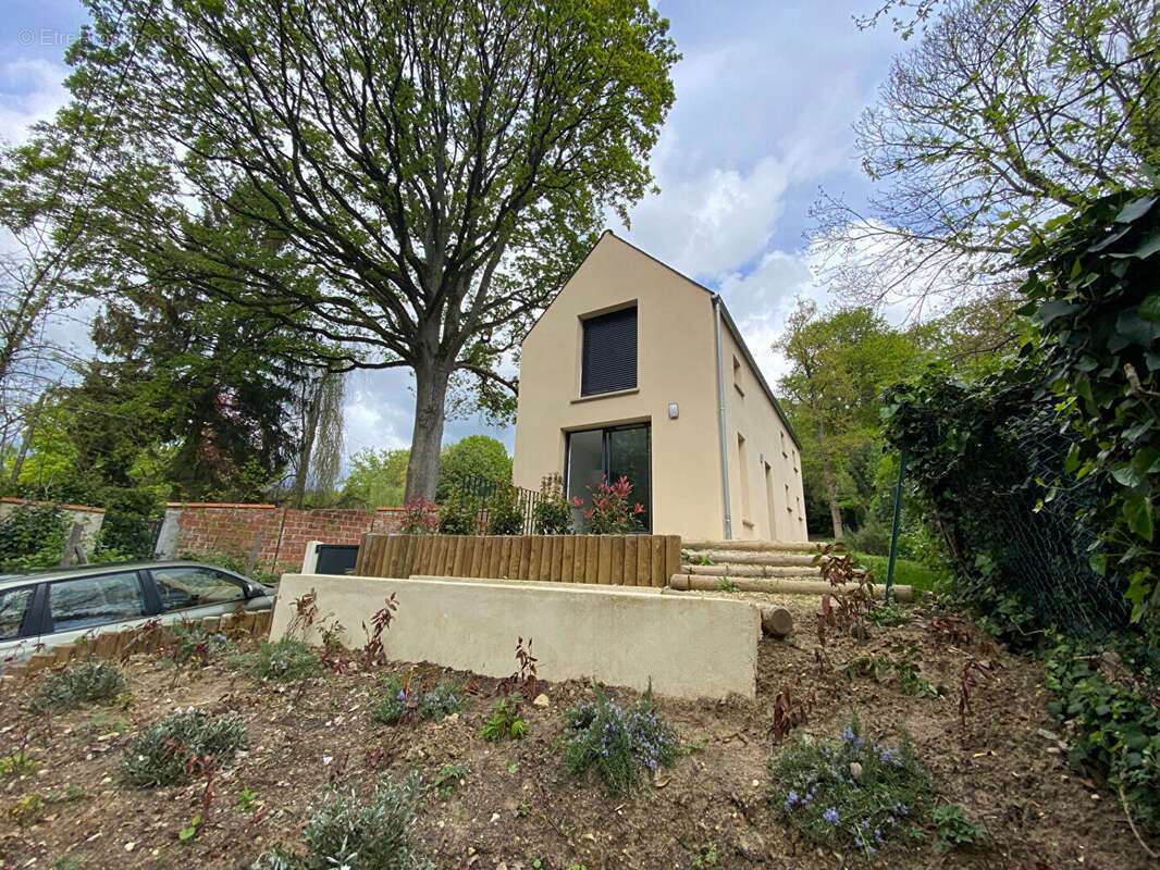 Maison à MONTFORT-L'AMAURY