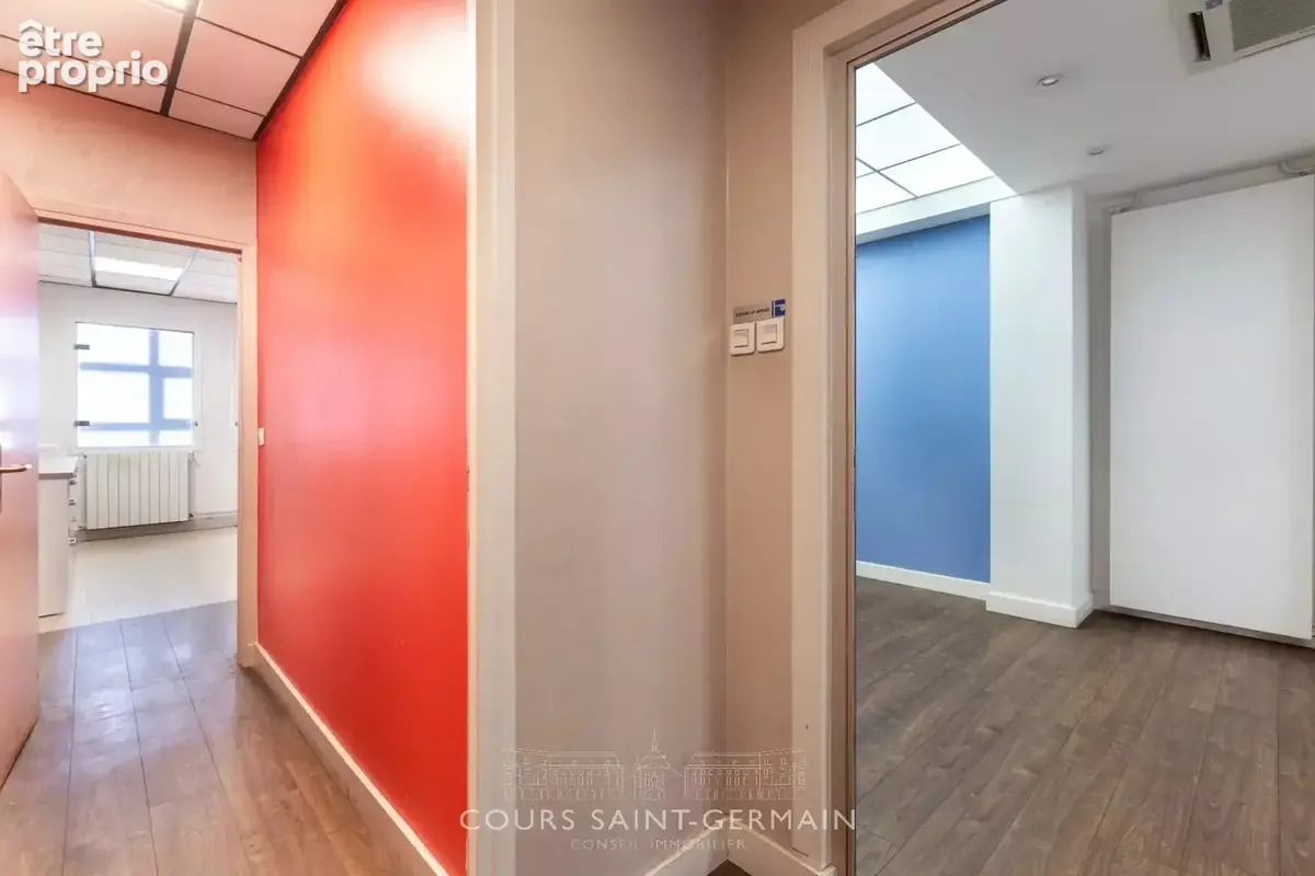 bureaux au coeur des commerces - photo 7