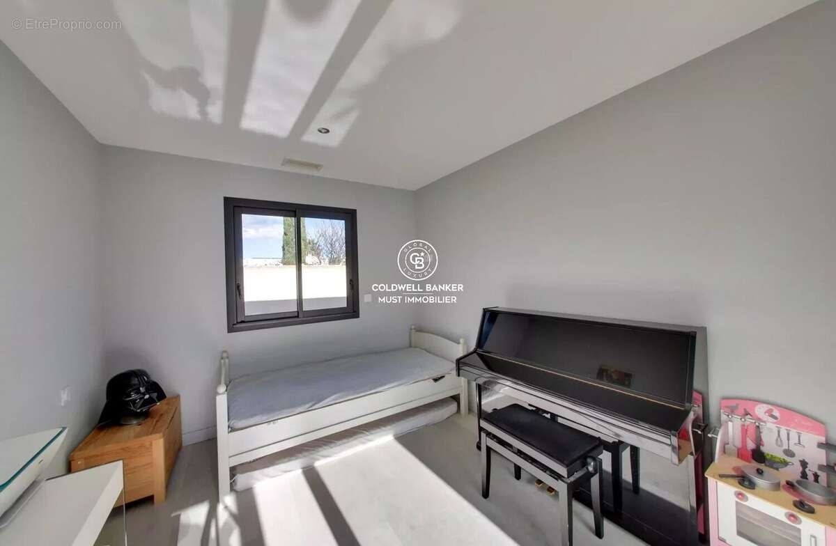 Maison à VILLENEUVE-DE-LA-RAHO