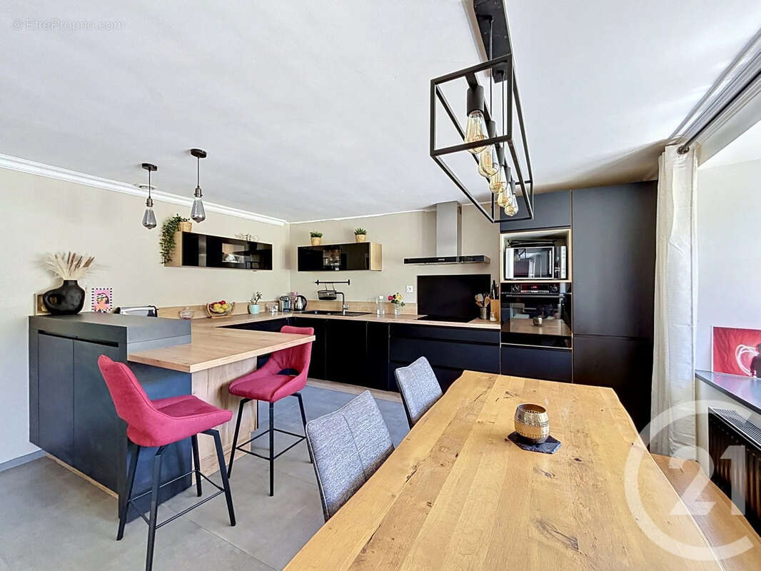 Maison 97 m² à Lannion  - photo 2