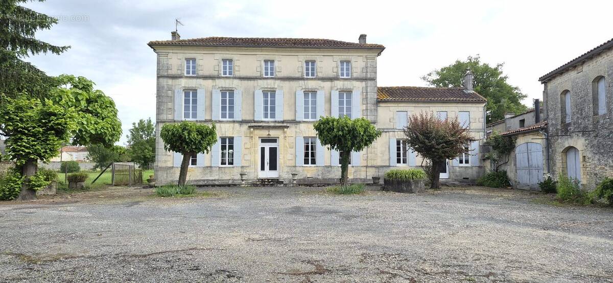 Maison à MIGRON