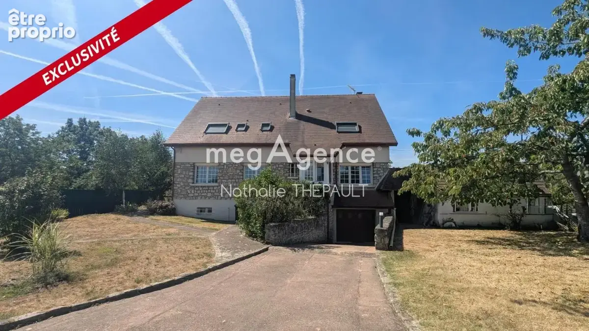 GUERNES (78520) – Élégante propriété familiale de 230 m² - photo 2