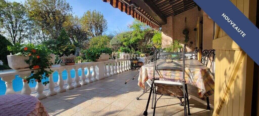 Maison à PUGET-SUR-ARGENS