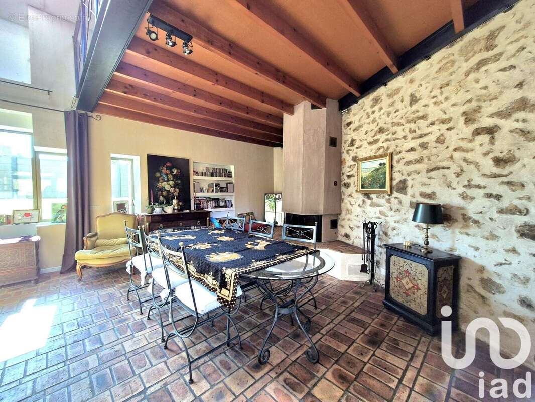 Photo 2 - Maison à DAMMARIE-LES-LYS