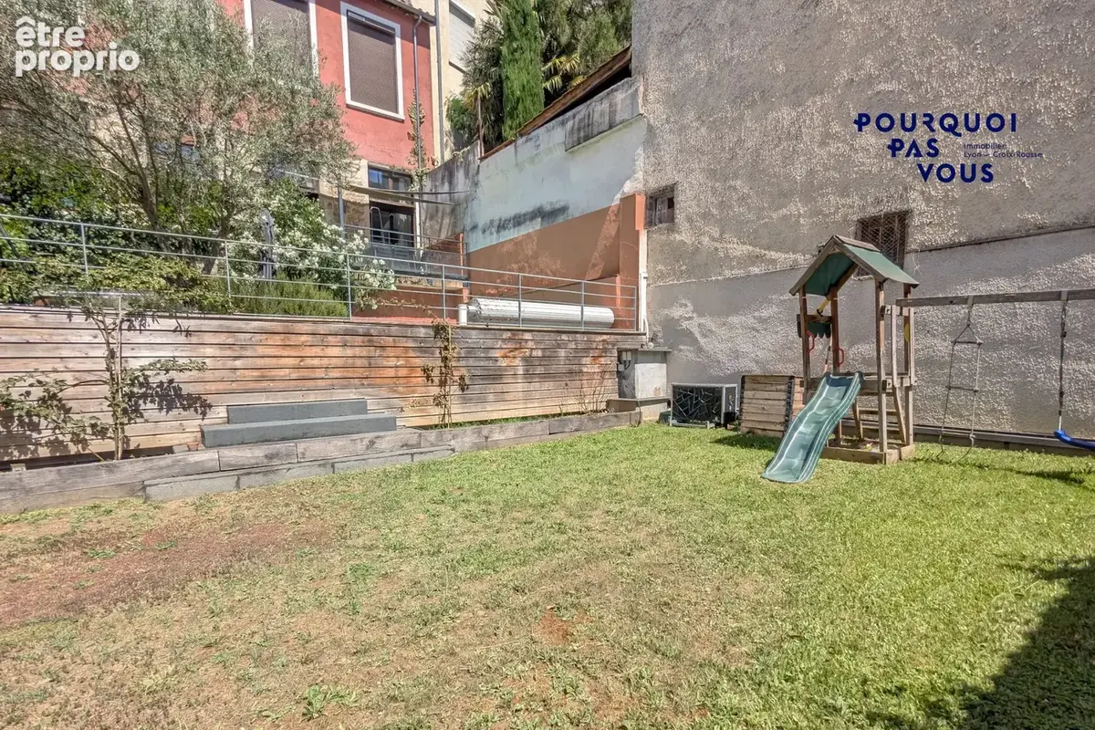 Maison 206 m² à Lyon-4e  - photo 5
