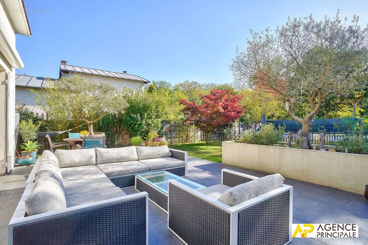 Maison à MAISONS-LAFFITTE