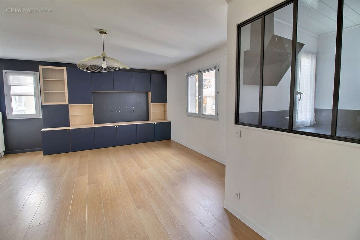 Appartement à MONTIGNY-LE-BRETONNEUX