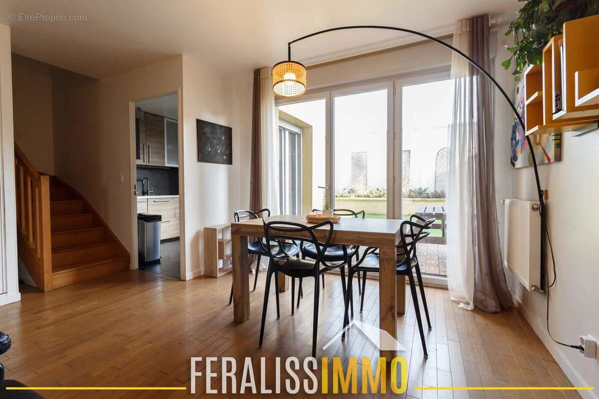 Maison à CONFLANS-SAINTE-HONORINE