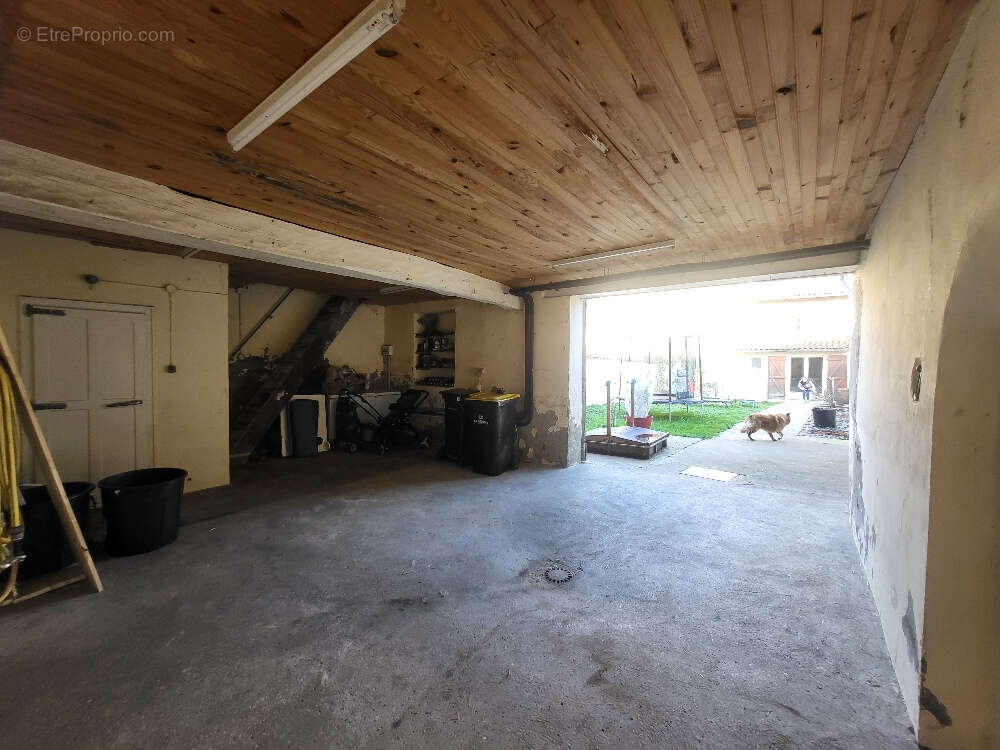 Maison à SAINT-TRIVIER-SUR-MOIGNANS