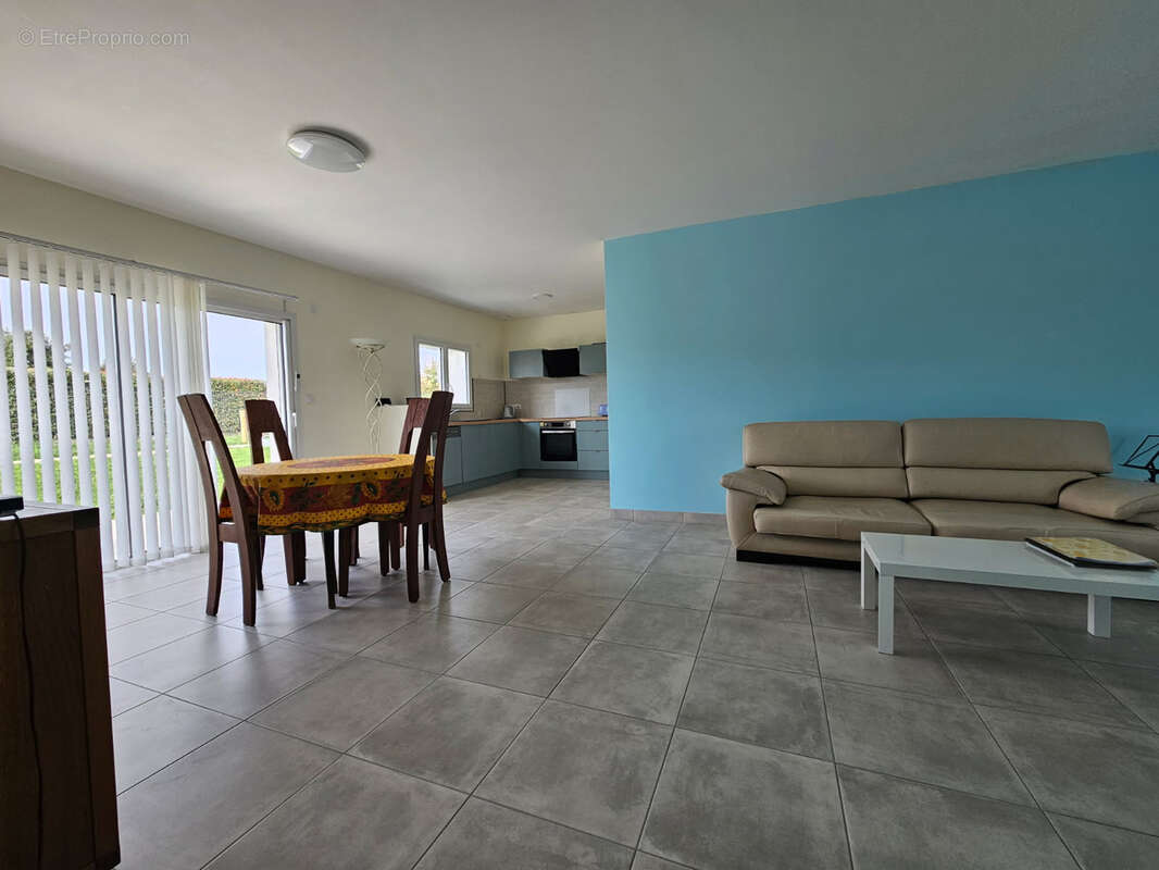 Maison à SAINT-MICHEL-EN-L'HERM