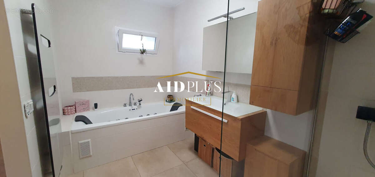 Maison à SAINT-LEU-LA-FORET