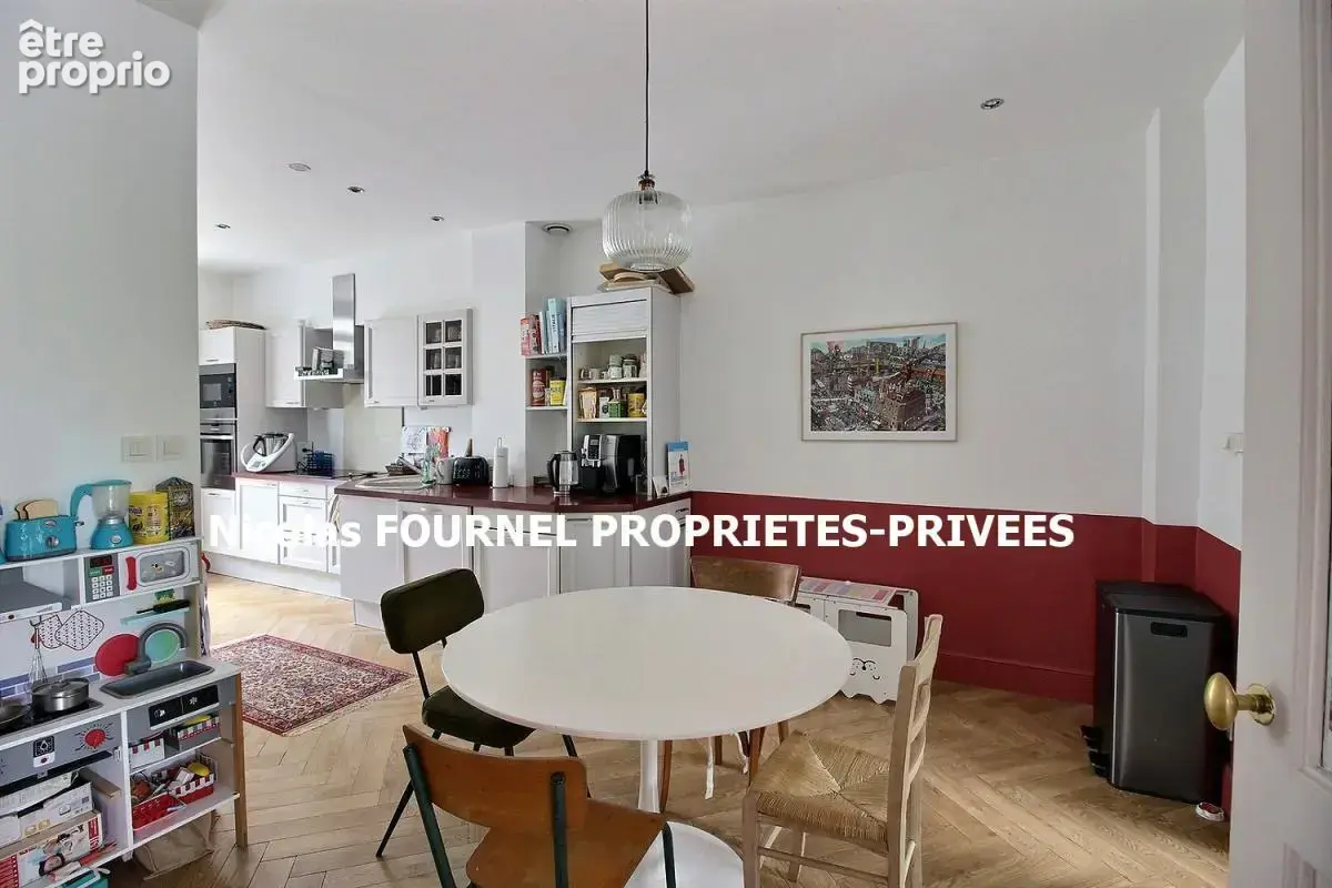 Saint Etienne maison de Maître de 275 m²  5 chambres, avec piscine, dépendance et carport sur 1900m² de terrain - photo 8