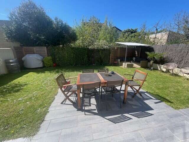 Maison à LE BLANC-MESNIL