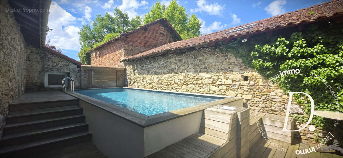 Maison à JOSSE