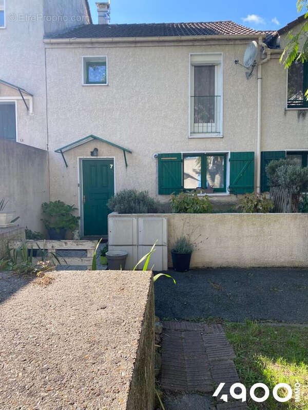 Maison à RIS-ORANGIS