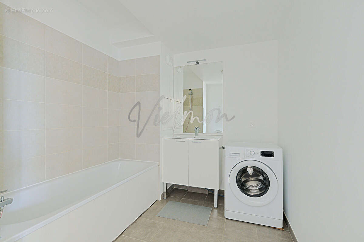 Appartement à LE BLANC-MESNIL