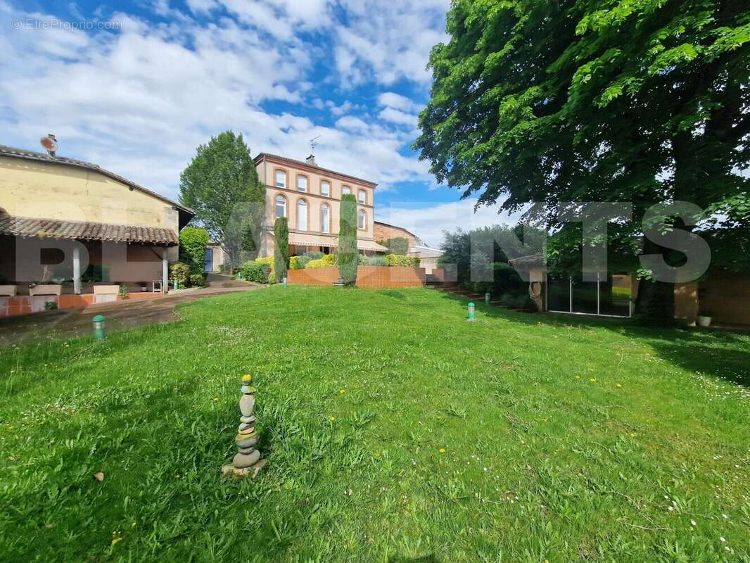 1 - Maison à CASTELSARRASIN