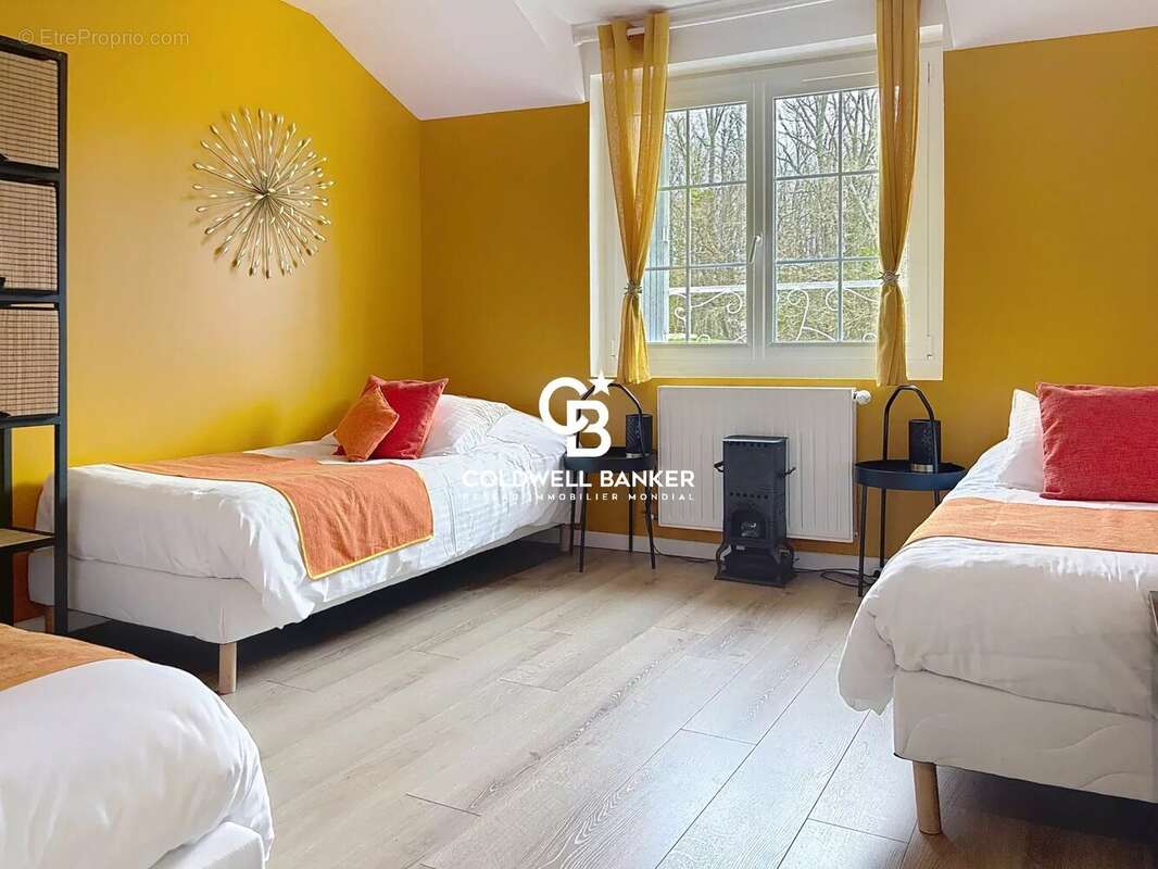 Maison à ORLY-SUR-MORIN