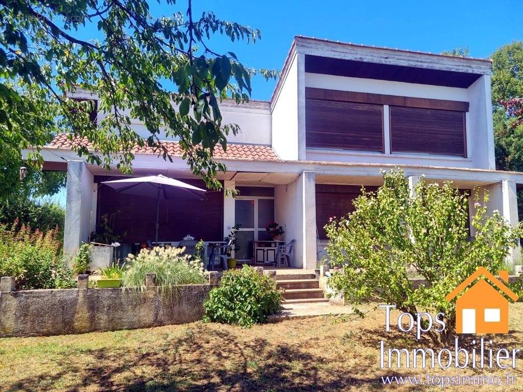 Maison à VILLEFRANCHE-DE-ROUERGUE