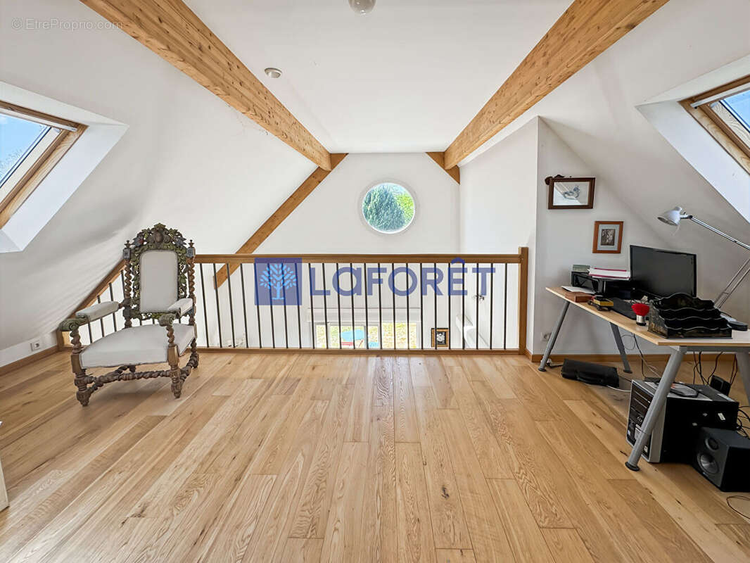 Maison à LA CHAPELLE-AUX-NAUX