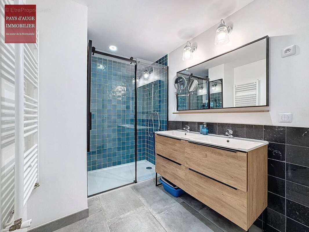 Maison à NEUVILLE-SUR-TOUQUES