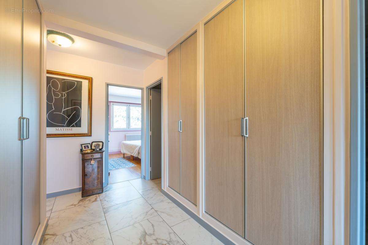 Appartement à VELIZY-VILLACOUBLAY