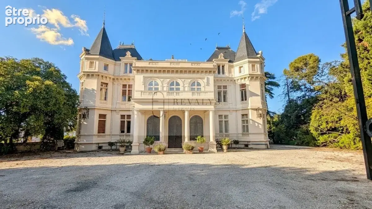 Alpes maritimes (06) nice - a vendre dans un chateau - apparement 2/3 pieces - photo 1