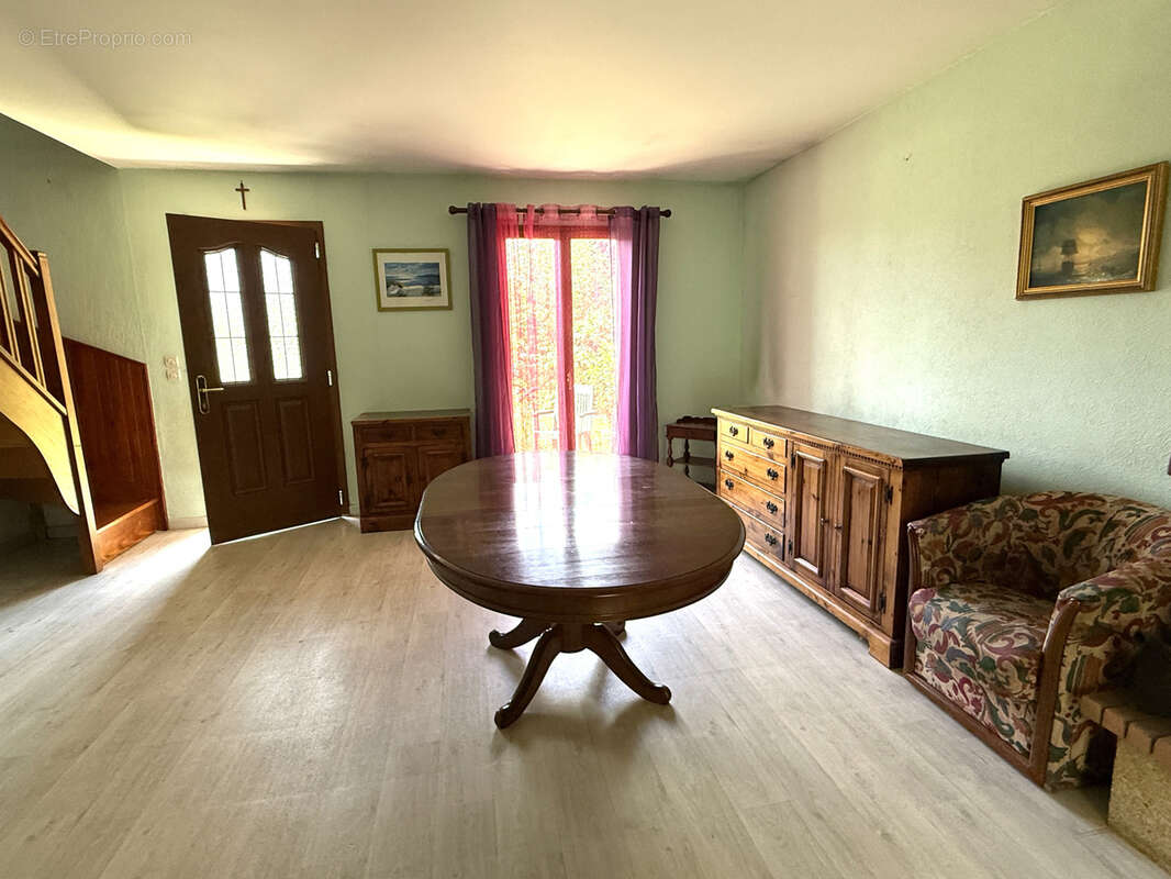 Maison à MONTEREAU-SUR-LE-JARD