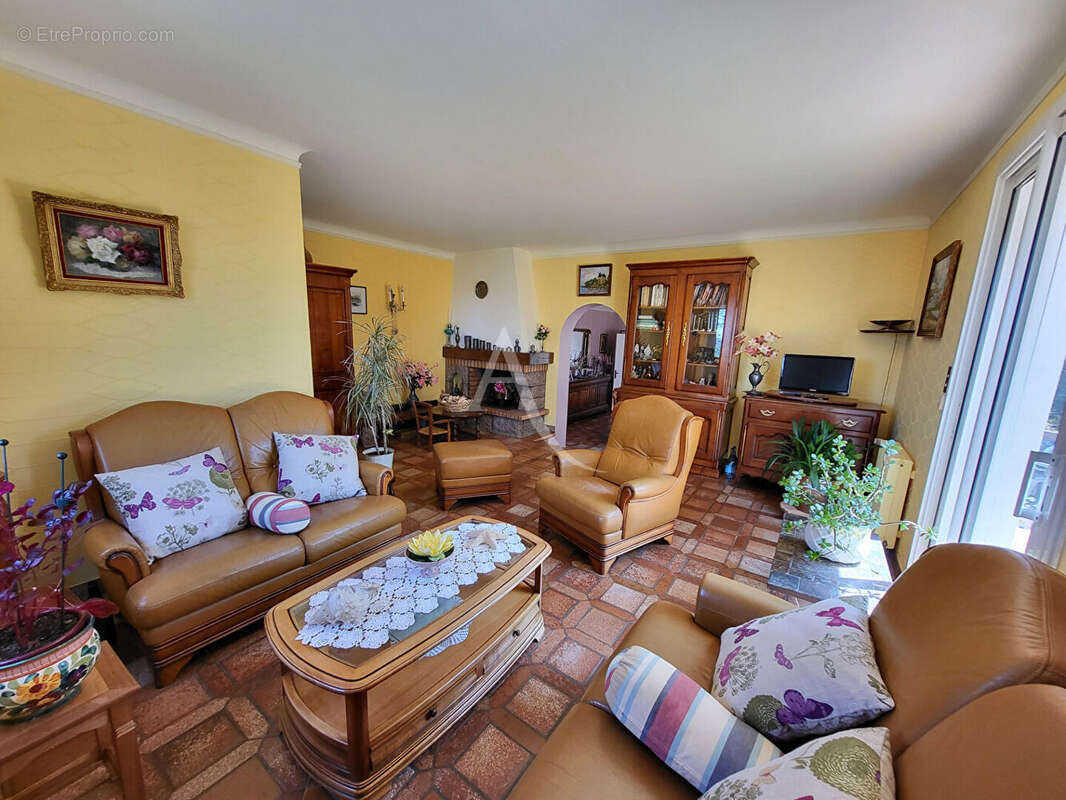 Maison à MARSAC-SUR-DON