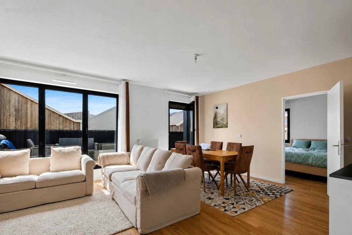 Appartement à BUSSY-SAINT-GEORGES