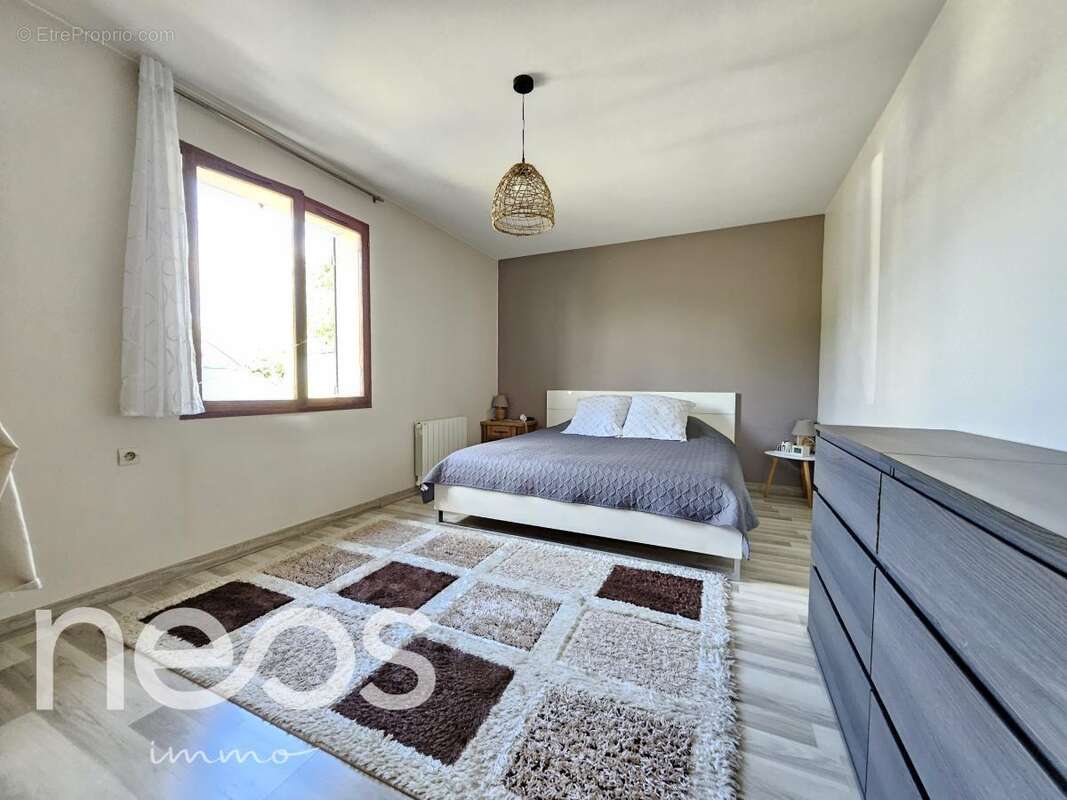 Maison à MEHUN-SUR-YEVRE