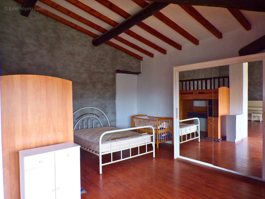 Maison à PEYRIAC-MINERVOIS