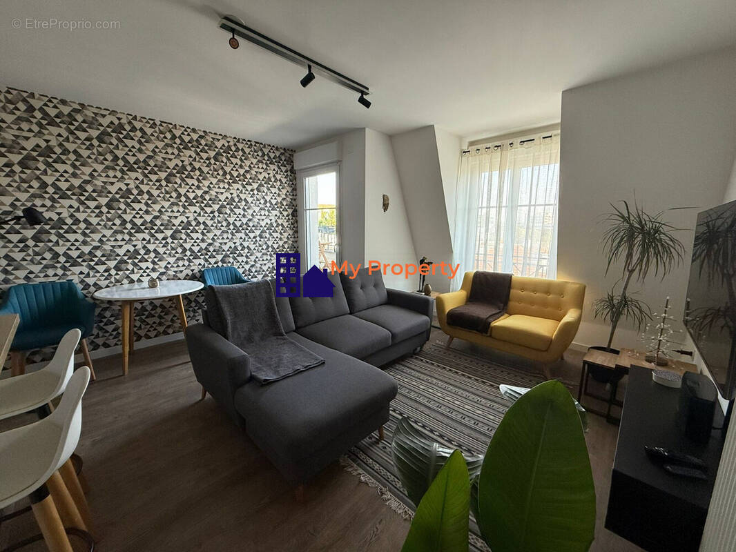 Appartement à HOUILLES