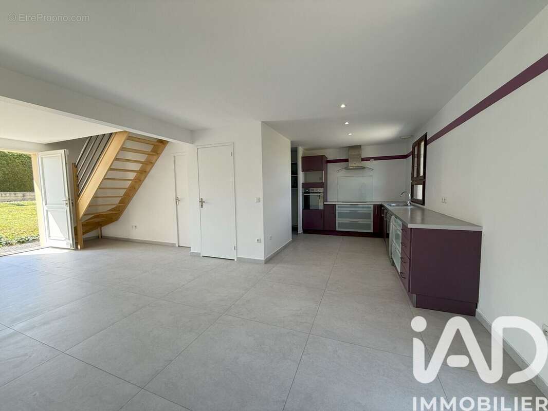 Maison 123 m² à Chatenay-Sur-Seine  - photo 4
