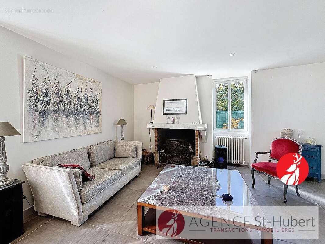 Maison à NOISY-SUR-ECOLE