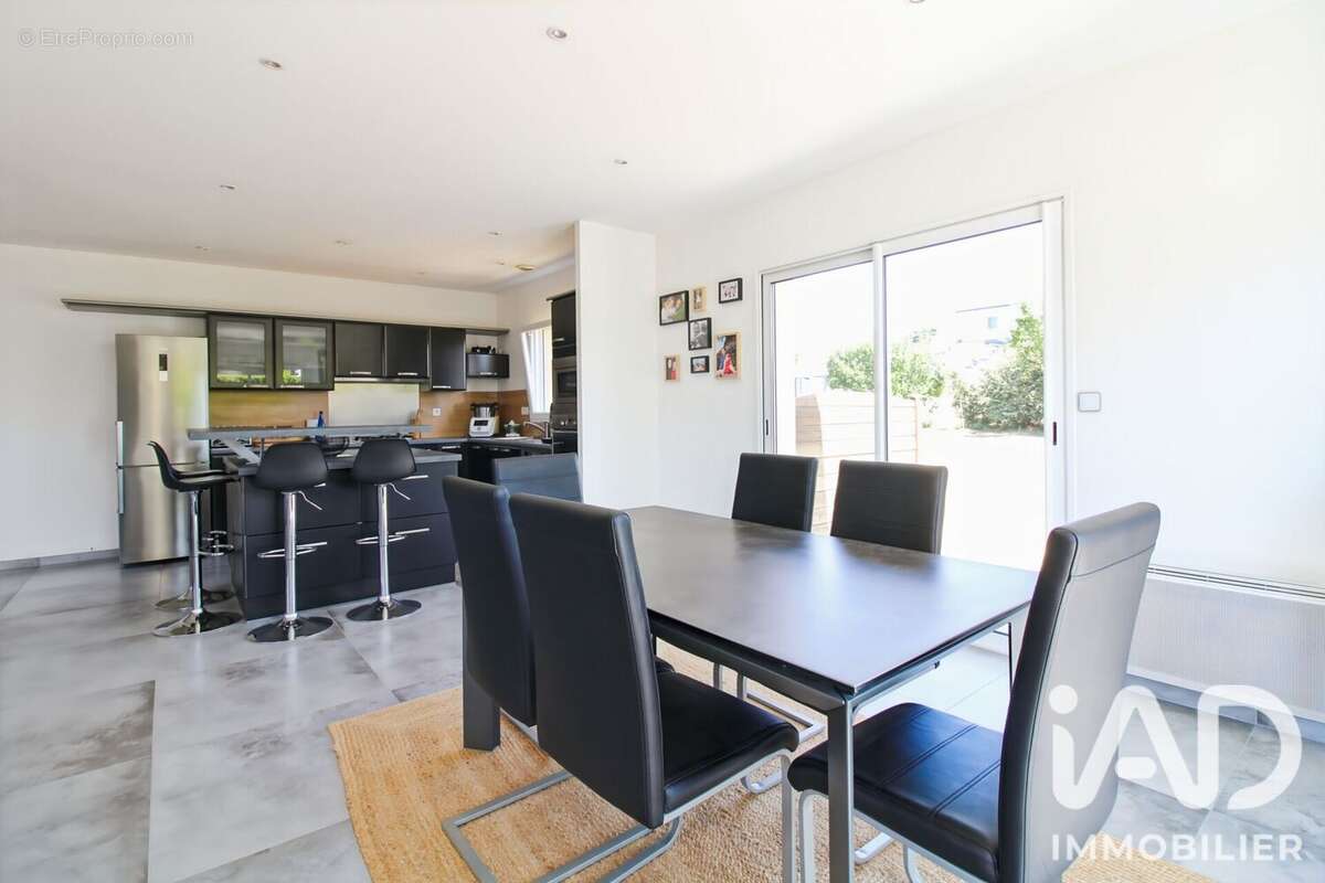 Maison 143 m² à Andel  - photo 6