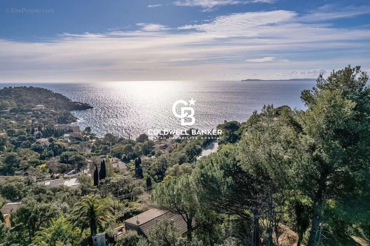 Maison à RAYOL-CANADEL-SUR-MER