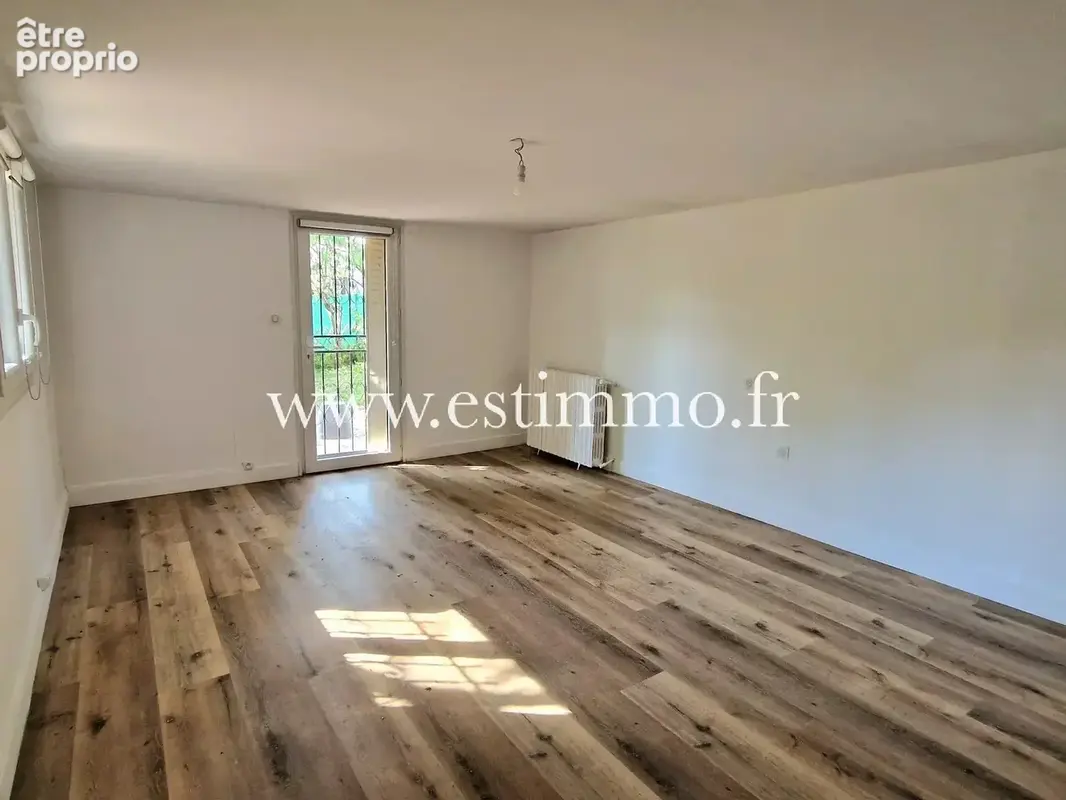 Maison de ville en 6 pièces principales - photo 7